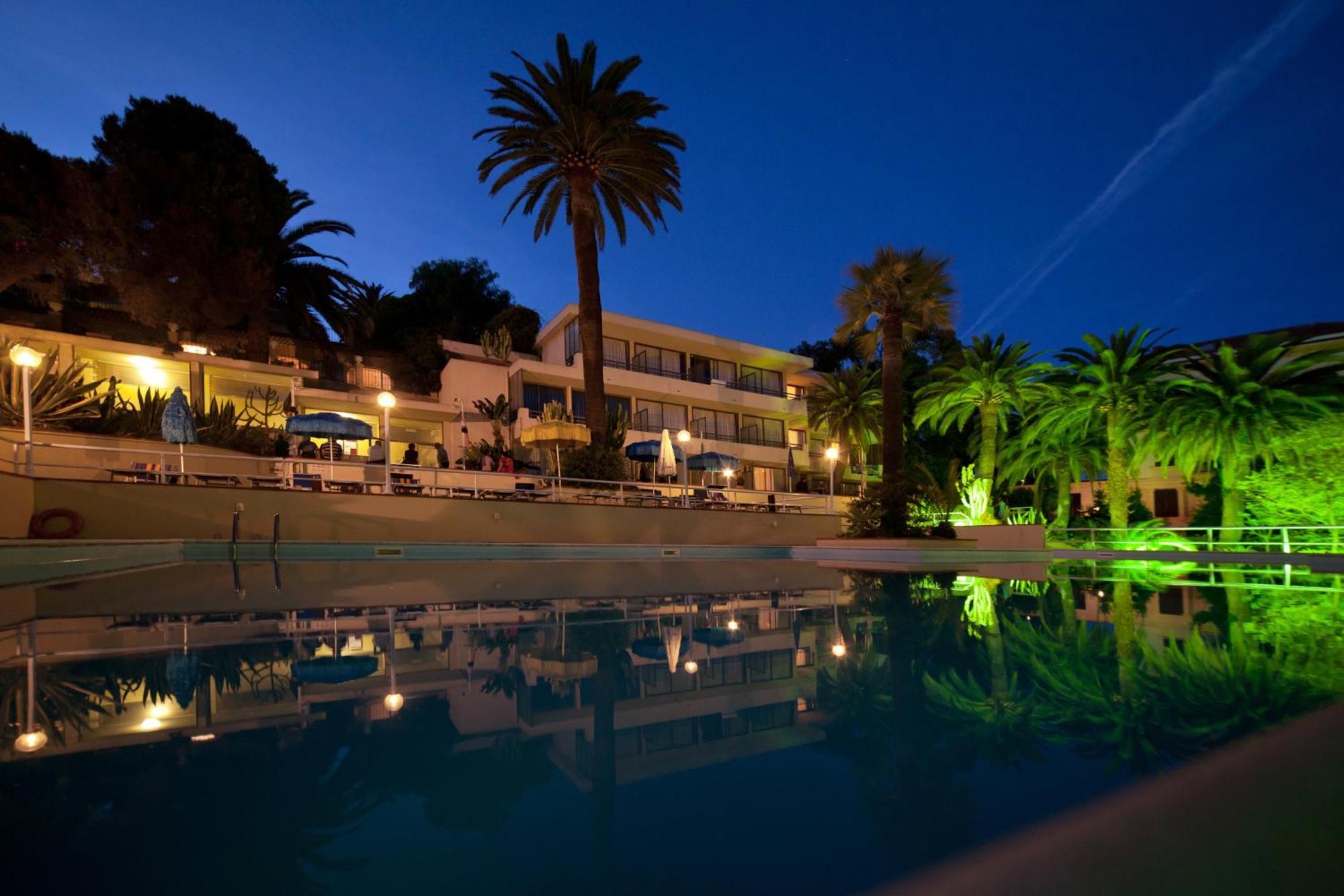 Nyala Suite Hotel San Remo Buitenkant foto