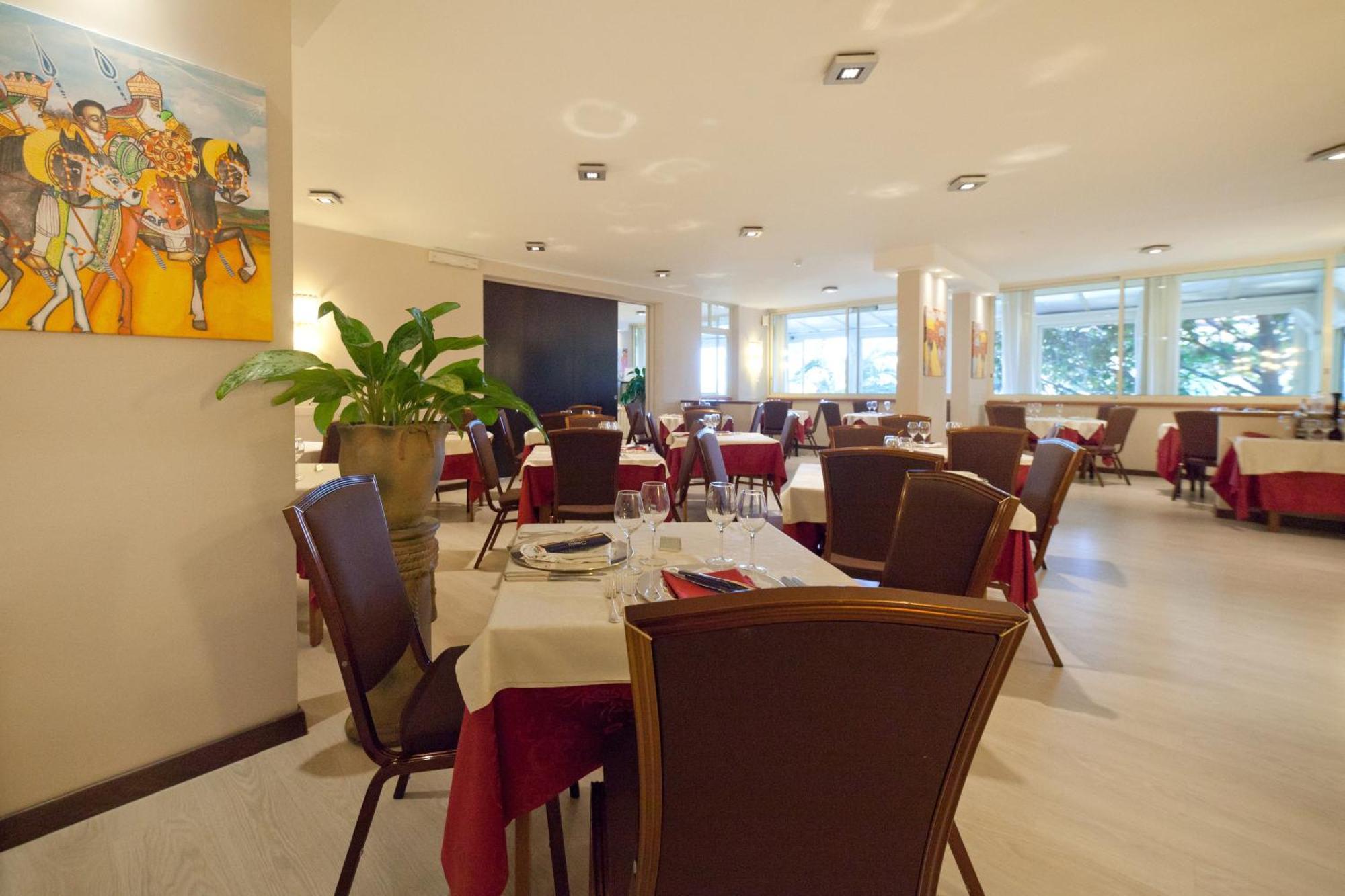 Nyala Suite Hotel San Remo Buitenkant foto