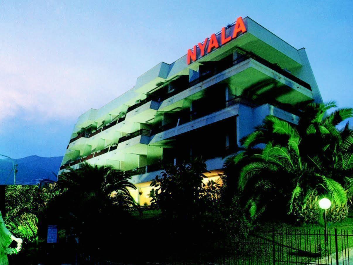 Nyala Suite Hotel San Remo Buitenkant foto